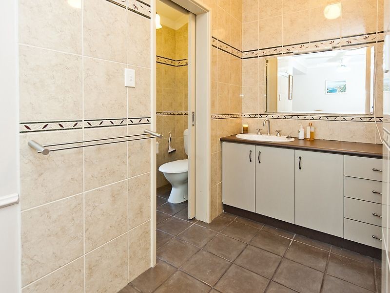 4 Grace Road, Kalamunda WA 6076