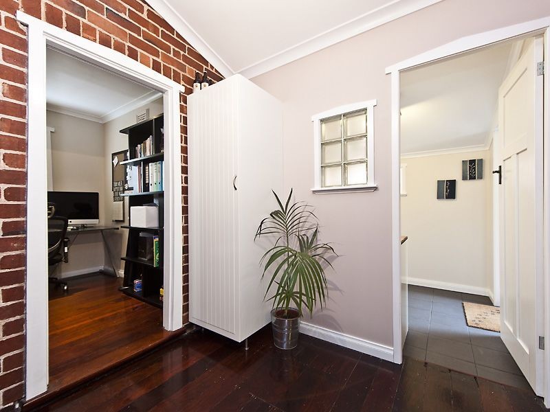 44 Hubert Street, East Victoria Park WA 6101