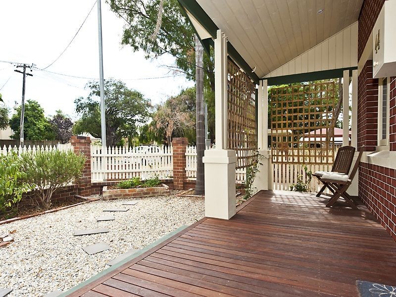 44 Hubert Street, East Victoria Park WA 6101