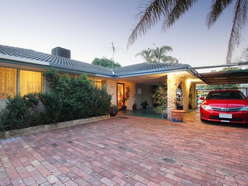 51 Maradu Crescent, Wanneroo WA 6065