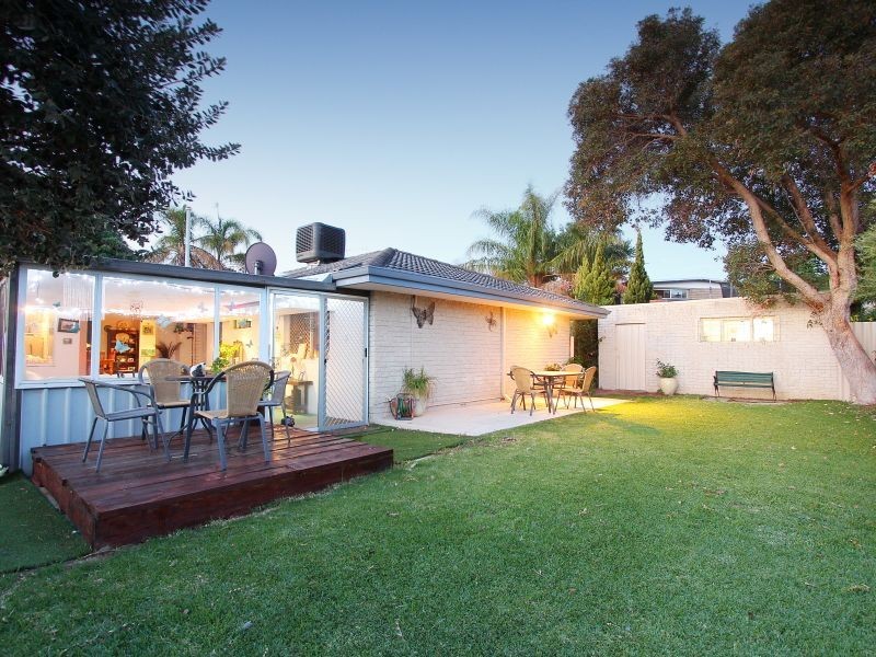 51 Maradu Crescent, Wanneroo WA 6065