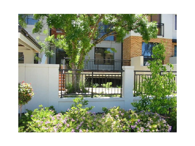 2/25 Hardy Street, South Perth WA 6151