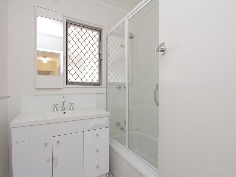 32 Butterick Place, Girrawheen WA 6064