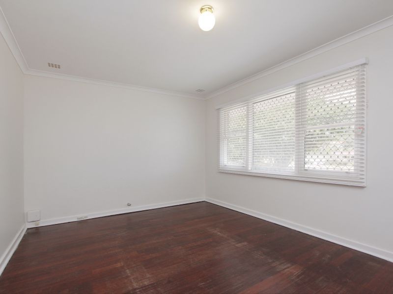 32 Butterick Place, Girrawheen WA 6064