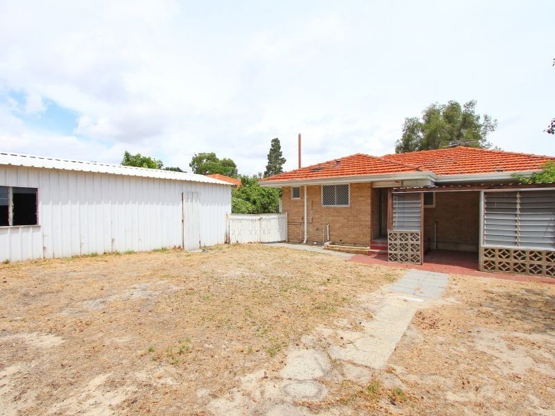 32 Butterick Place, Girrawheen WA 6064