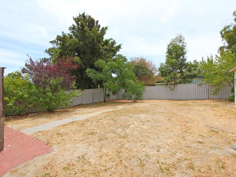 32 Butterick Place, Girrawheen WA 6064