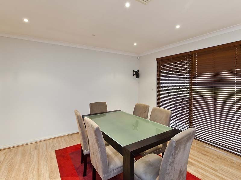 18 Orchard Road, South Lake WA 6164