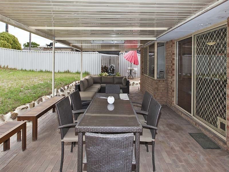 18 Orchard Road, South Lake WA 6164