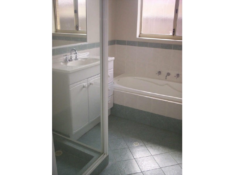 2/173 Armadale Road, Rivervale WA 6103