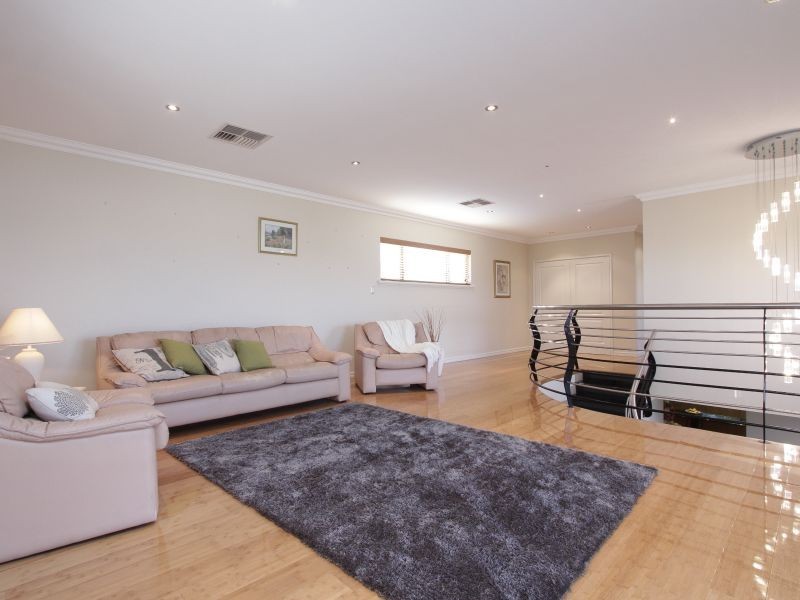 1 Darch Street, Yokine WA 6060