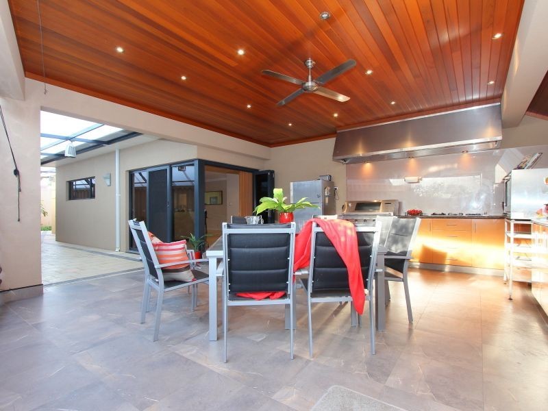 1 Darch Street, Yokine WA 6060