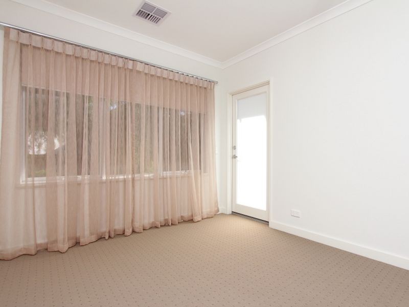 4/48 Leonard Street, Victoria Park WA 6100