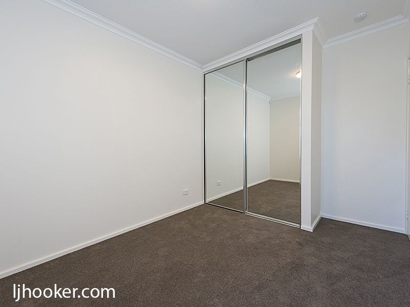 8/377 Daly Street, Cloverdale WA 6105