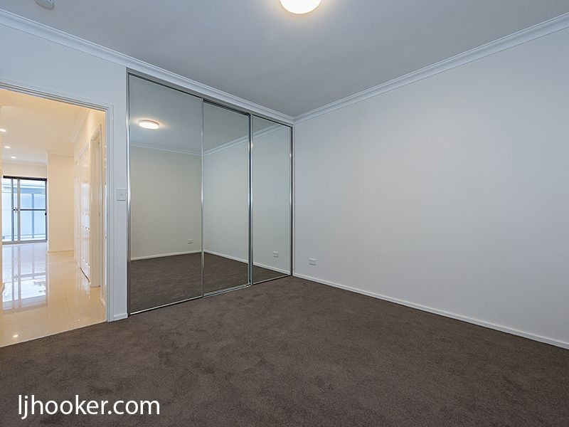 8/377 Daly Street, Cloverdale WA 6105