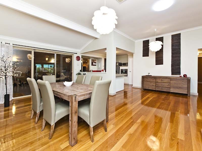 24 Barraberry Retreat, Canning Vale WA 6155
