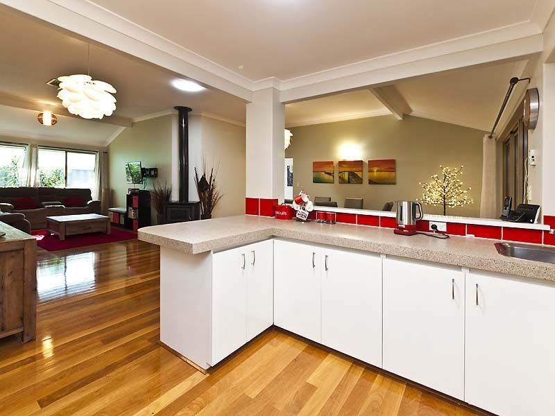 24 Barraberry Retreat, Canning Vale WA 6155