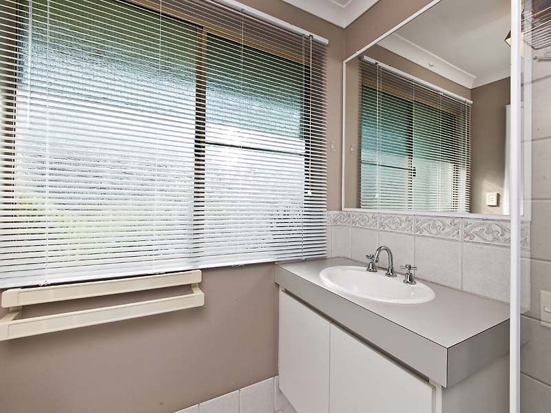 24 Barraberry Retreat, Canning Vale WA 6155