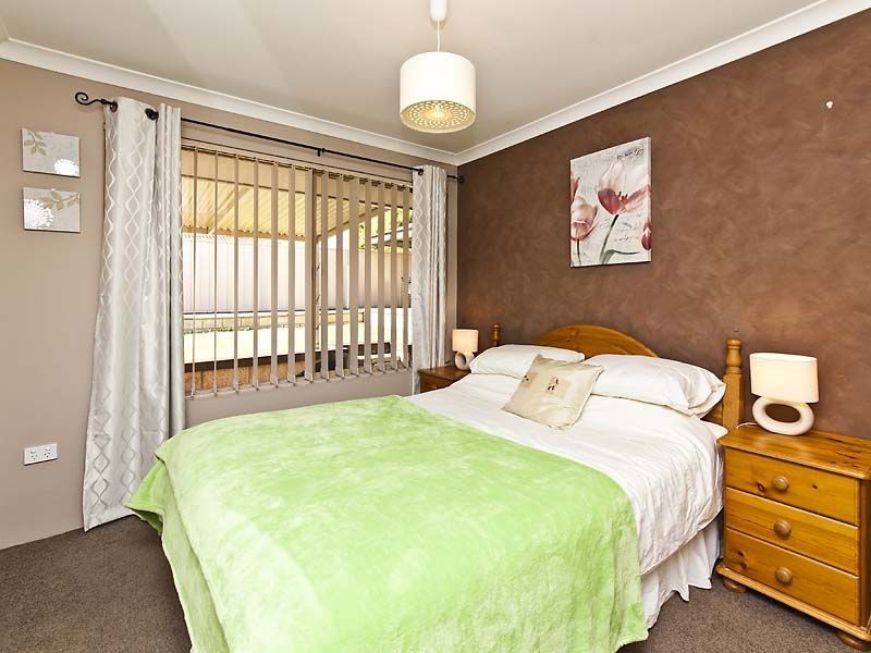 24 Barraberry Retreat, Canning Vale WA 6155