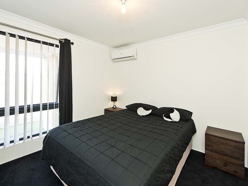 62 Woolandra Drive, Darling Downs WA 6122