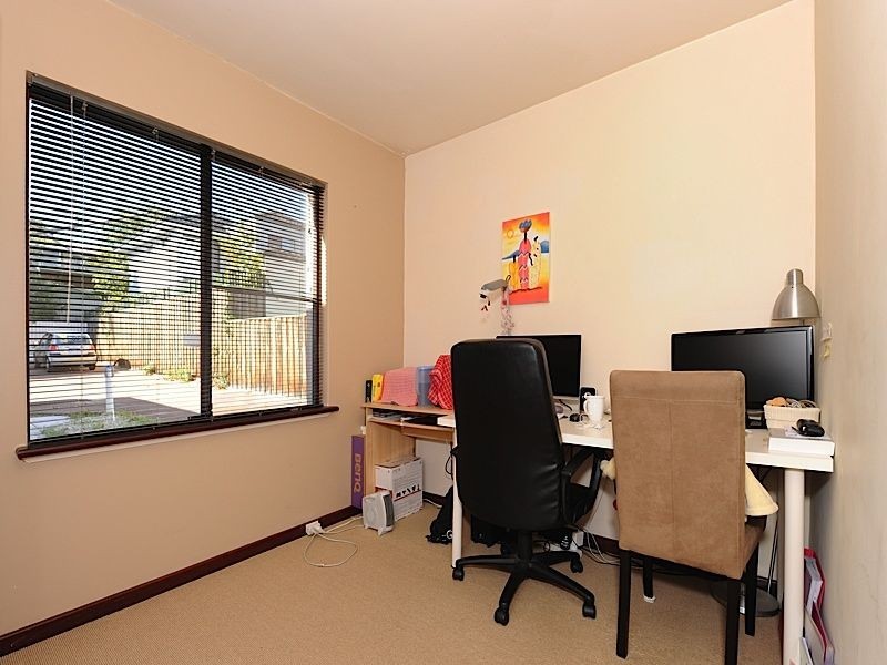 1/124 Labouchere Road, South Perth WA 6151