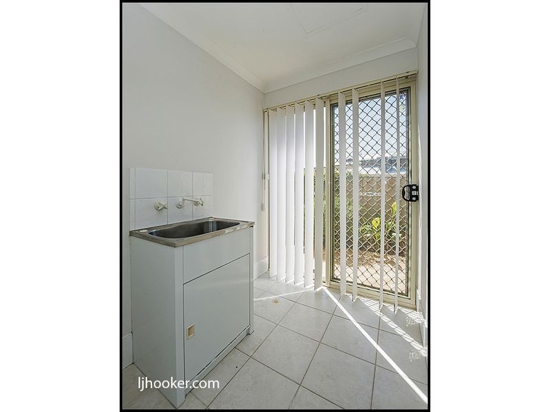 2A Merton Street, Victoria Park WA 6100