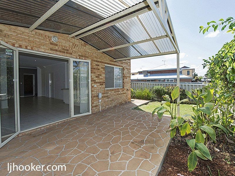 2A Merton Street, Victoria Park WA 6100