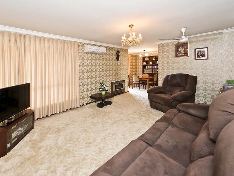 232 Canning Road, Lesmurdie WA 6076