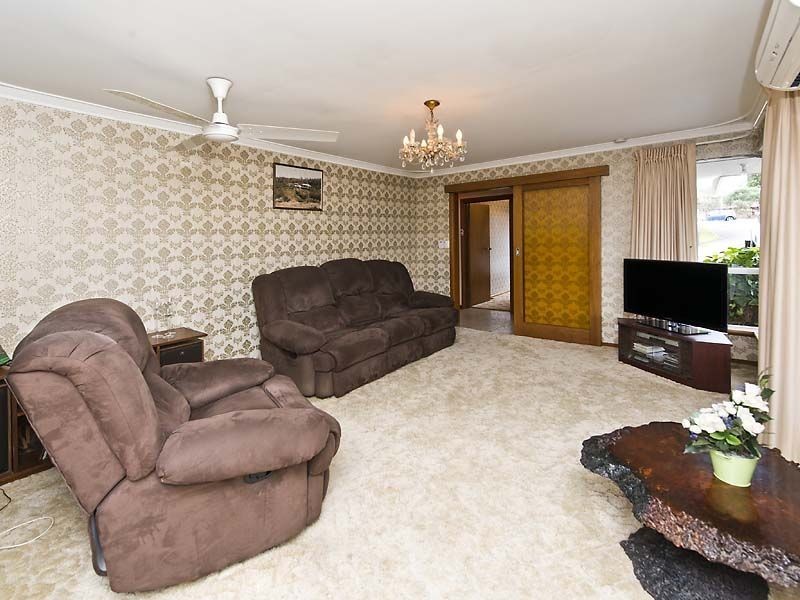 232 Canning Road, Lesmurdie WA 6076