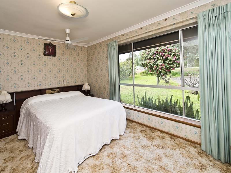 232 Canning Road, Lesmurdie WA 6076