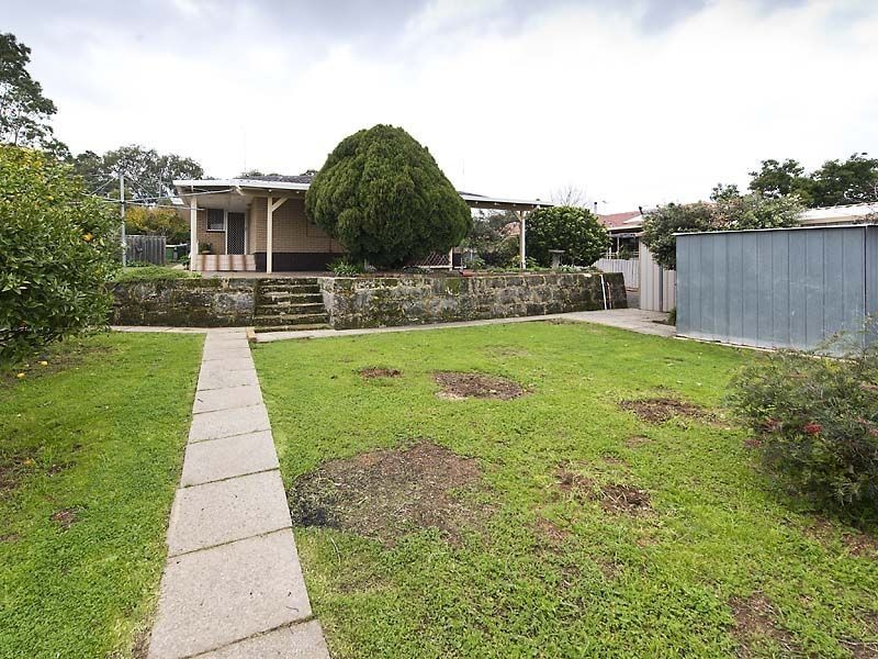 232 Canning Road, Lesmurdie WA 6076