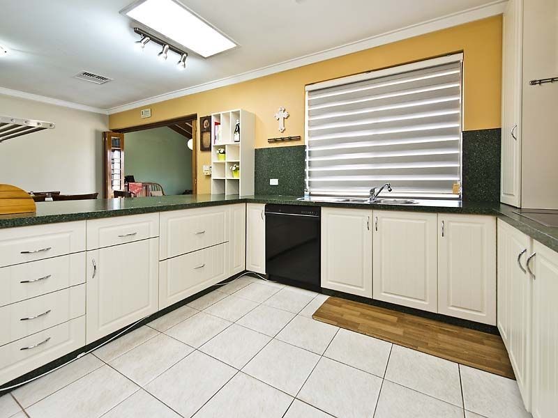 56 Vista Parade, Ballajura WA 6066