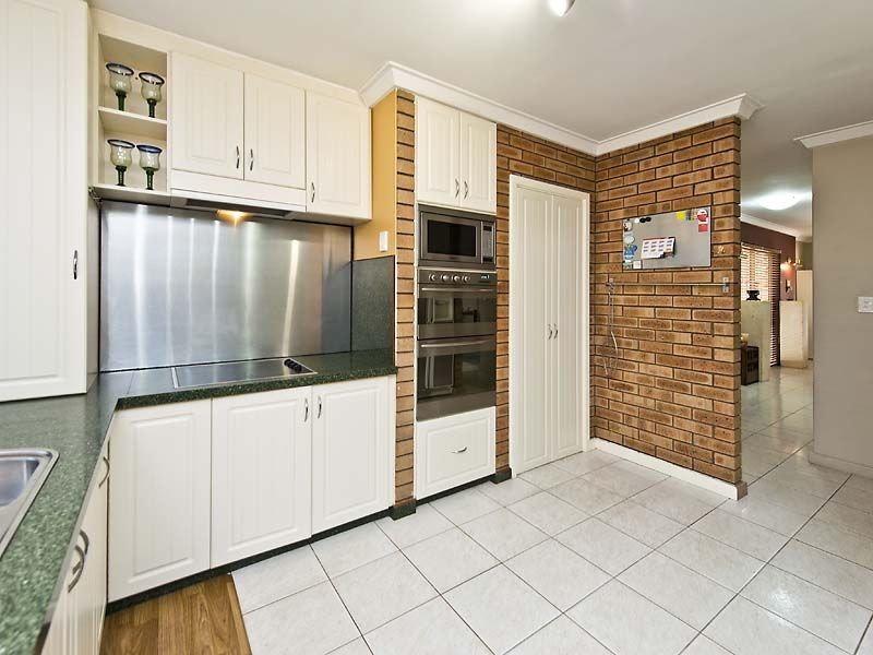 56 Vista Parade, Ballajura WA 6066