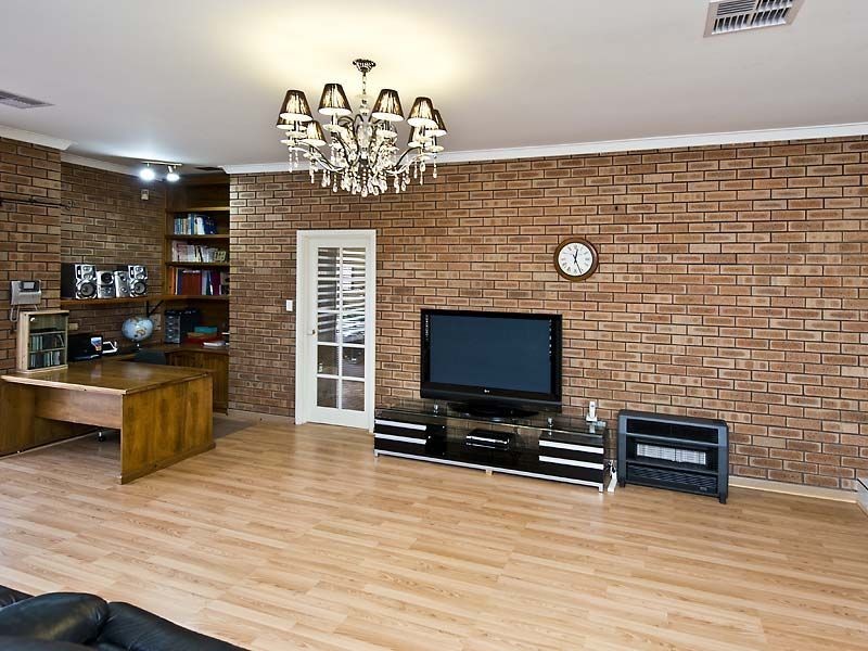 56 Vista Parade, Ballajura WA 6066