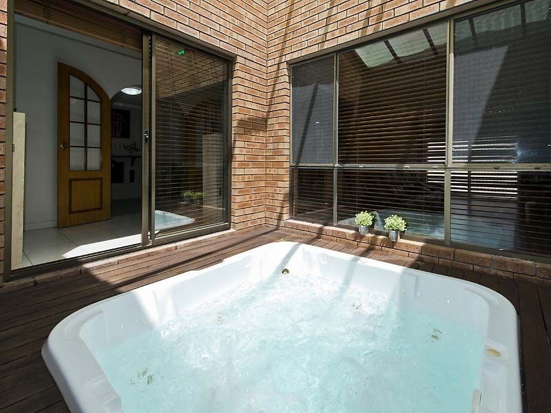 56 Vista Parade, Ballajura WA 6066