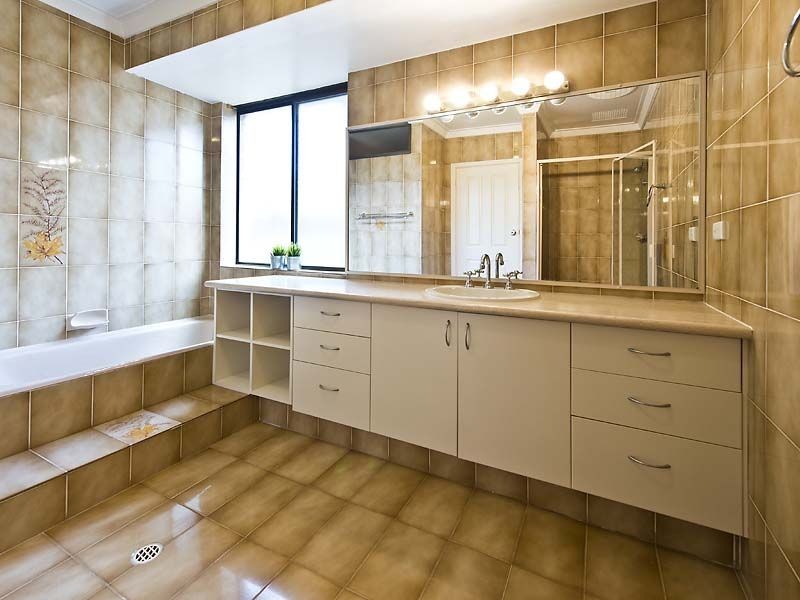 56 Vista Parade, Ballajura WA 6066