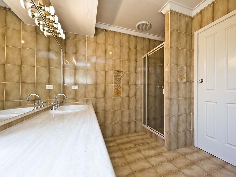 56 Vista Parade, Ballajura WA 6066