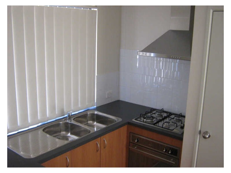 2/25 Newton Street, Bayswater WA 6053