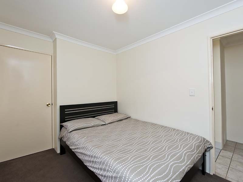 1/1 Chapman Road, St James WA 6102