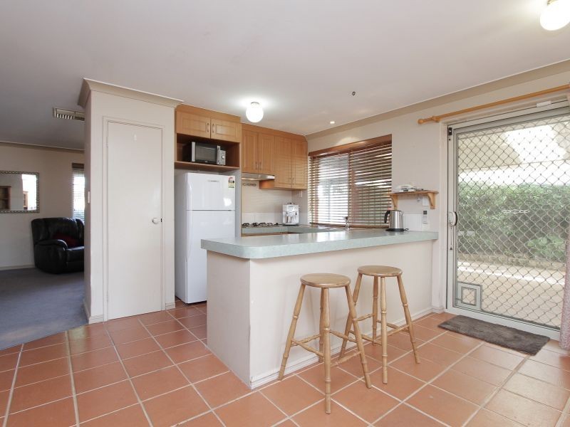 7 Lydiard Retreat, Canning Vale WA 6155