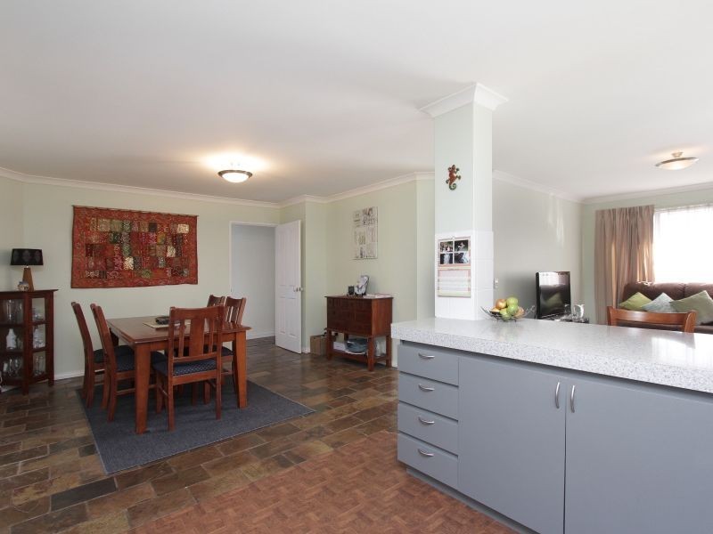 29 Bloodwood Drive, Marangaroo WA 6064