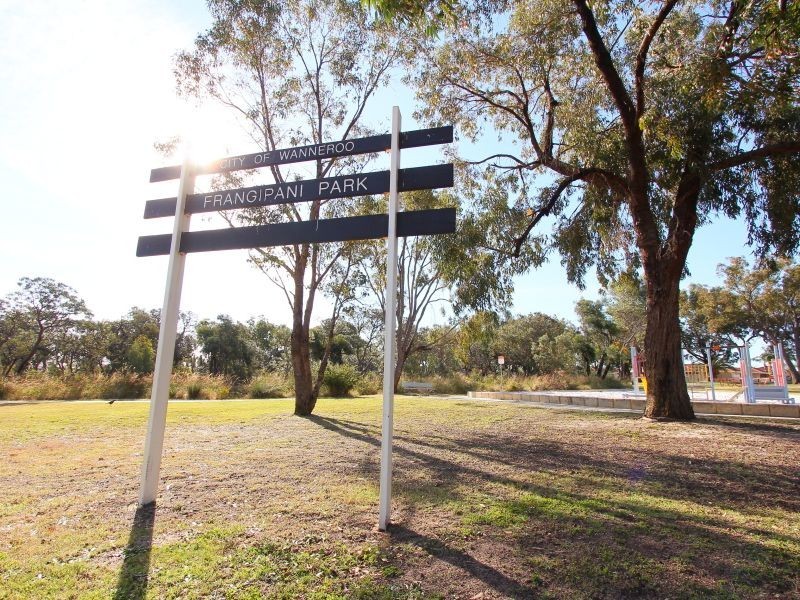 29 Bloodwood Drive, Marangaroo WA 6064