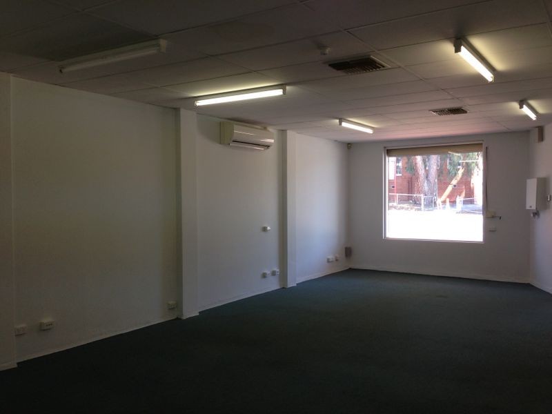 12 Wright Street, Kewdale WA 6105