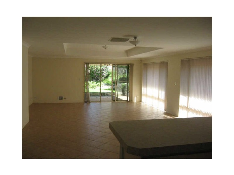 5 Weston St, Carlisle WA 6101