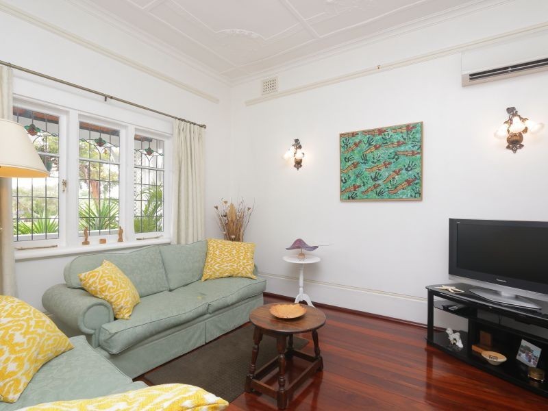 32 Anthony Street, South Perth WA 6151