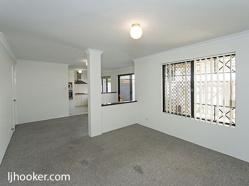 6/11 Gochean Avenue, Bentley WA 6102