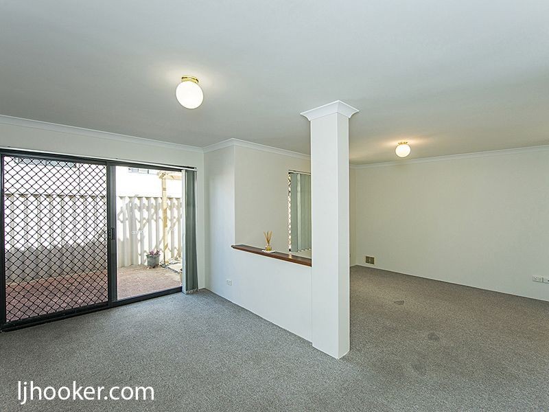 6/11 Gochean Avenue, Bentley WA 6102