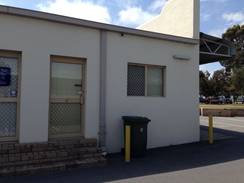 1/17 Welshpool Road, St James WA 6102