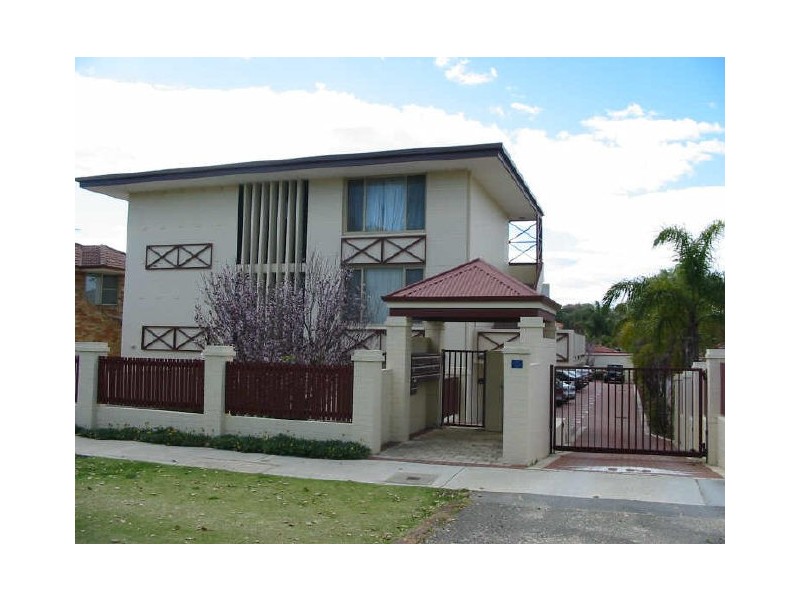 3/34 Comer Street, Como WA 6152