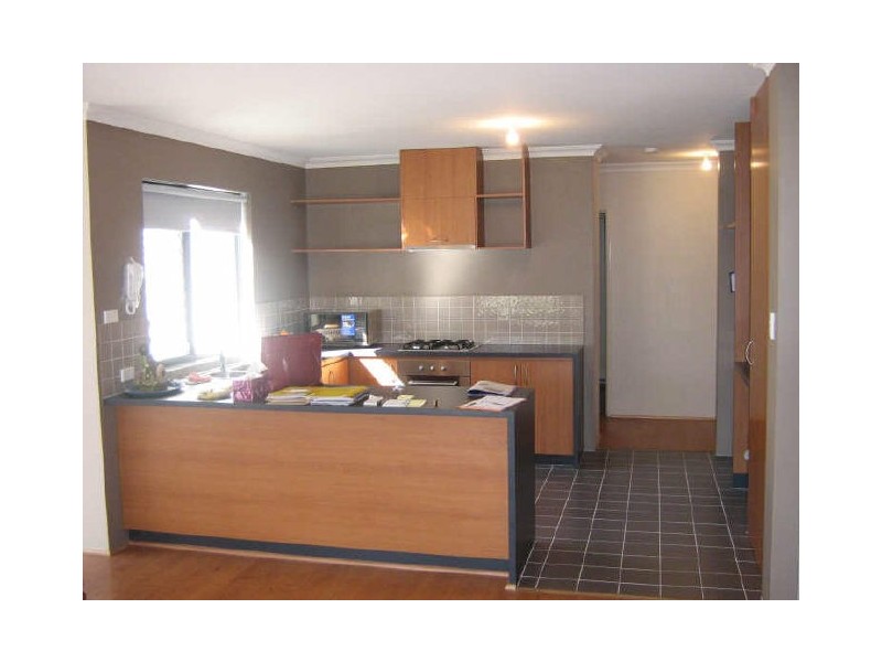 5/10 Queen St, Bentley WA 6102