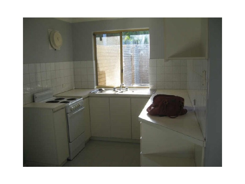9/6-8 Leonard St, Victoria Park WA 6100